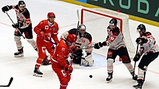 T�ine�tí úto�níci Ond�ej Kova��ík a David Cienciala a spar�ané Ond�ej Najman a...