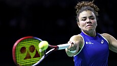 Italská tenistka Jasmine Paoliniová v zápase se Slovenkou Rebeccou �rámkovou.