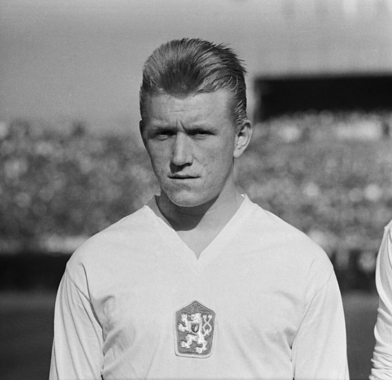 Fotbalista Josef Jelínek na fotografii z roku 1962