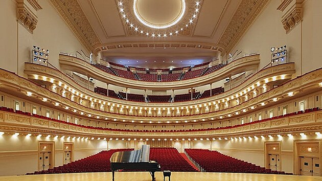 Tarihin en iddialı projesi. Çek Filarmoni Orkestrası'nın yöneticisi Carnegie Hall'a olan yolculuğunu anlatıyor | Kültür