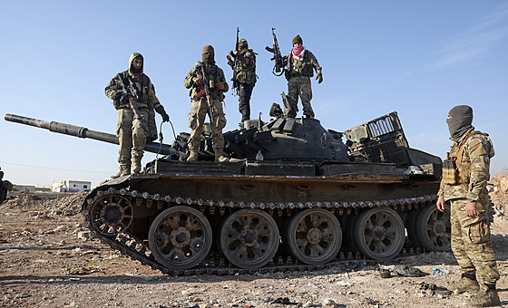 Syr�tí povstalci obklí�ili m�sto Hamá. (3. prosince 2024) 