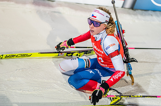 Markéta Davidová se v cíli sprintu vydýchává z vít�zného výkonu.
