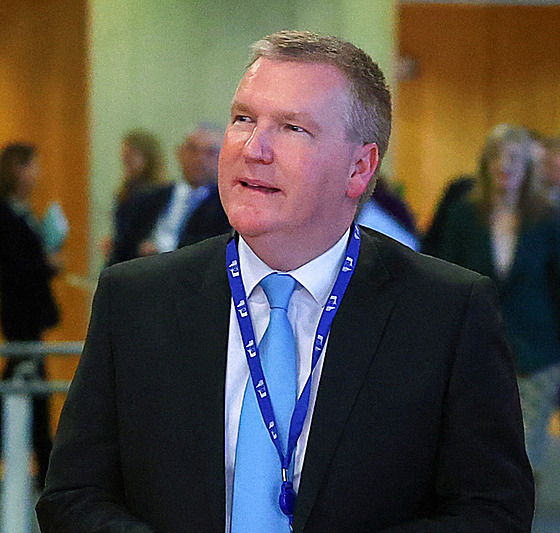 Eurokomisa� Michael McGrath z Irska (4. prosince 2024)