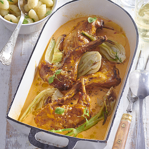 Pečený králík na paprice s fenyklem