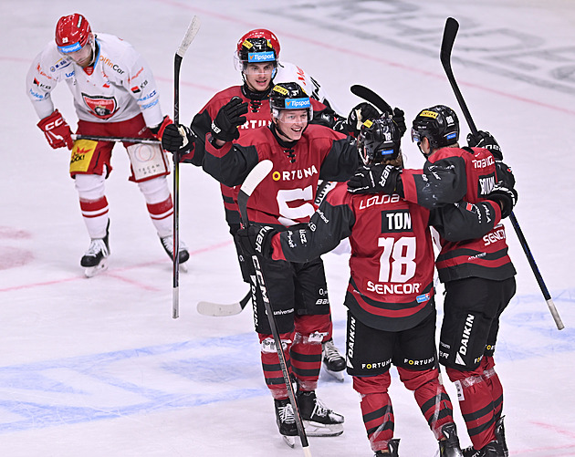 Sparta vynulovala Hradec. Dobrý výkon předvedli oba brankáři, rozhodl Krejčík