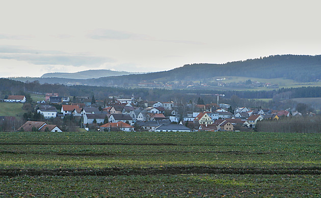 Realitní kanceláe aktuáln nabízejí pipravované parcely za ceny 4,5 tisíce...