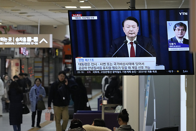 Jihokorejský prezident se omluvil za stanné právo, parlament hlasuje o jeho odvolání