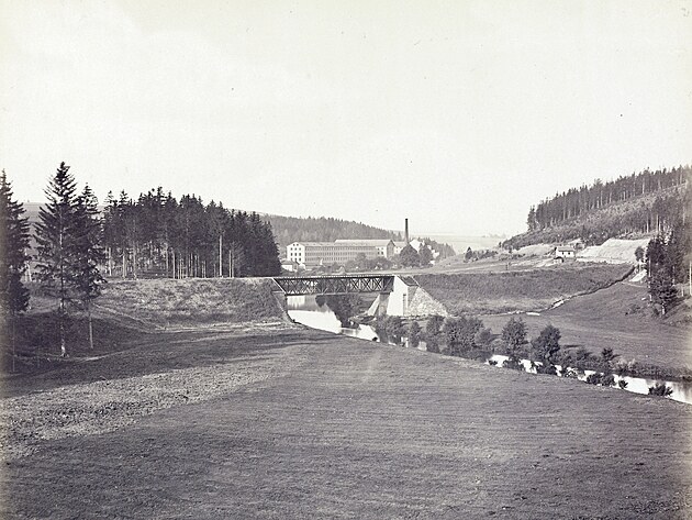 Most p�es Jihlavu p�ed Lukami nad Jihlavou