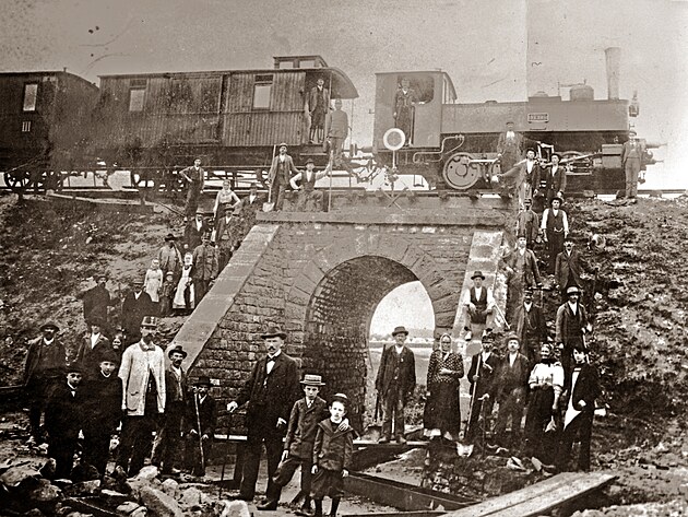 Lokomotiva Veli� spole�nosti �esk� obchodn� dr�hy (BCB), u �SD pozd�ji 310.204,...