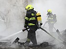 Hasii v Kladn zasahuj u poru budovy v bvalm arelu Poldi v Husk ulici....