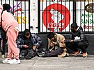 Bezdomovci závislí fentanylu na ulici San Franciska (16. kv�tna 2024)