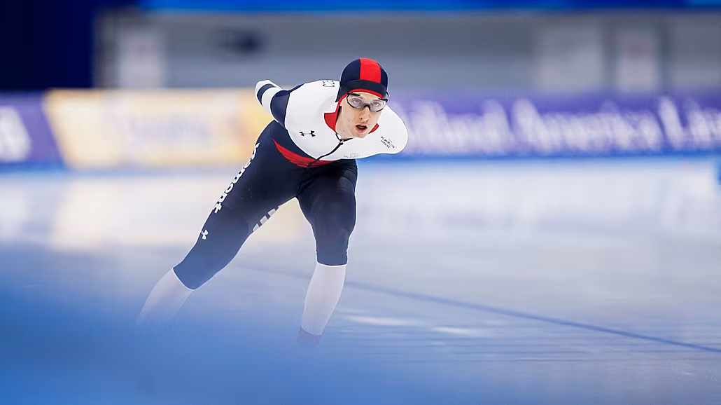 �eský rychlobrusla� Metod�j Jílek jede závod Sv�tového poháru v Pekingu.