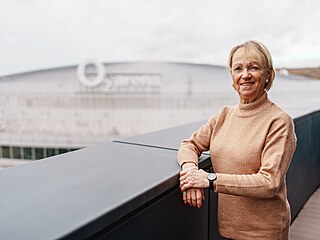 Eva Romanová ped praskou O2 arenou, kde v beznu 2026 probhne mistrovství...