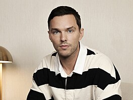 Nicholas Hoult v Los Angeles (16. �íjna 2024)