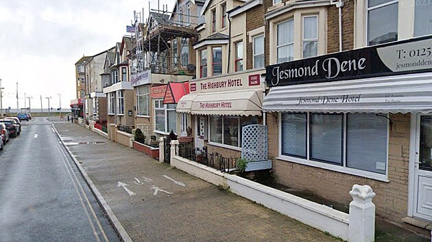 V Blackpoolu se lacin� ubytov�n� hled� snadno. Ale s kvalitou jsou tu na �t�ru v�ude.