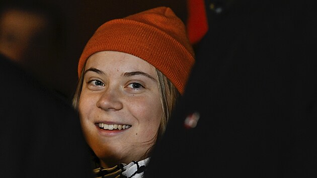 �v�dsk� klimatick� aktivistka Greta Thunbergov� vzbudila rozruch na propalestinsk� demonstraci v n�meck�m Mannheimu. (6. prosince 2024)