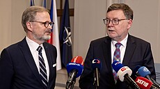 Premiér Petr Fiala a ministr financí Zbyn�k Stanjura