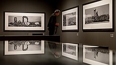 Setkání s fotografem Josefem Koudelkou pi píleitosti otevení výstavy Josef...