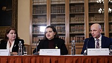 Hlavním úkolem univerzity tento rok bylo dle rektorky Mileny Králíkové pomoct...