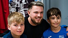 Vasil Ku�ej na besed� s mláde�í ústeckého Viagemu.