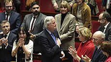 Francouzský premiér Michel Barnier b�hem rozpravy o návrzích na vyslovení...