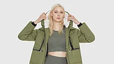 Pvodní kabát Orolay, který se dokal ohromné popularity. ekli byste, e se...