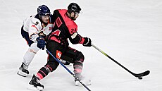 Victor Stjernborg (vlevo) z Växjö a Aaron Irving ze Sparty v play off Ligy...