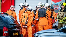 Výbuch v Haagu poni�il bytový d�m. Záchraná�i n�kolik lidí p�evezli do...