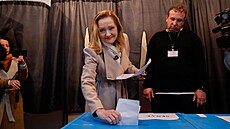 Lídryn� st�edopravicové strany  Unie záchrany Rumunska Elena Lasconiová...