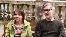 Jana Plodková a Ji�í Havelka p�i natá�ení seriálu Náhradníci
