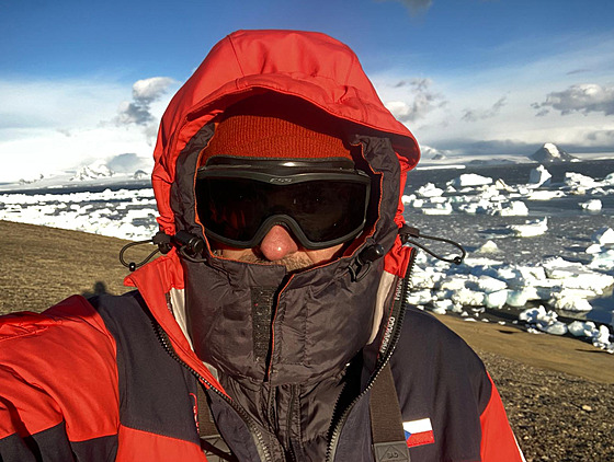 Matyá anda na ostrov Jamese Rosse