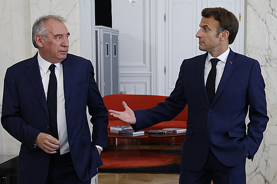 François Bayrou po jednání s Emmanuelem Macronem (21. ervna 2022)