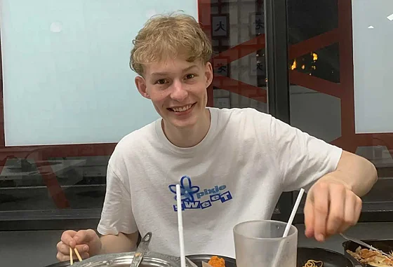 Devatenáctiletý Max z Ostravy onemocn�l agresivním nádorem mozku krátce po...