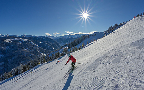 St�edisko Dorf Gastein se sousedním údolím a obcí Grossarl nabízí 70 kilometr�...