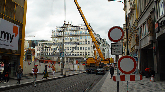 Výstavba Qadria ve Spálené