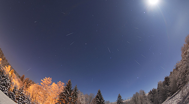 Meteorická romantika. V prestižní sérii NASA zabodoval snímek dalšího Čecha