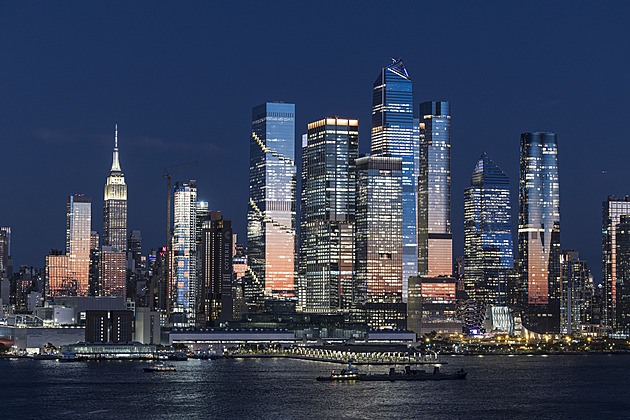 Senzační zelená spirála vede do nebes. Newyorský mrakodrap sklízí chválu