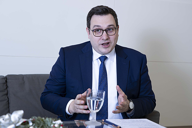 Lipavský jedná o volbách s TOP 09. Okamura se nemá schovávat za imunitu