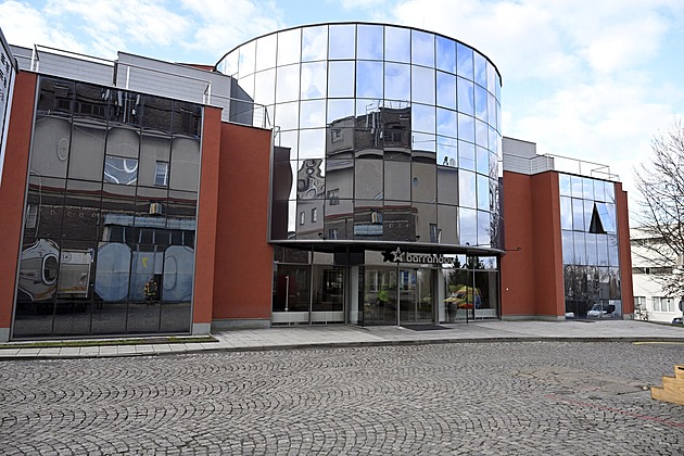 Televize Barrandov míří do konkurzu, vysílání ale nekončí