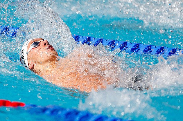 Pohodlný postup. Znakař Čejka zaplaval v semifinále dvoustovky na MS třetí čas