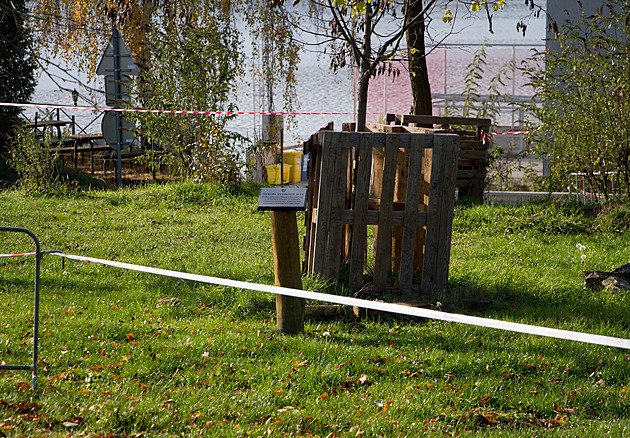 Park U Lva leící vedle Brnnské pehrady ml projít obnovou, místo toho zstal...