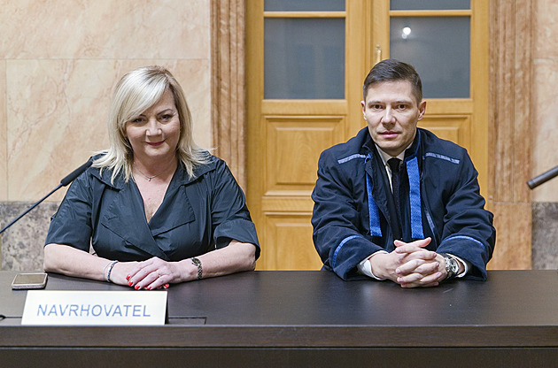 Ne přílepkům a legislativním faulům. Ústavní soud řekl jasné ano předvídatelnosti práva