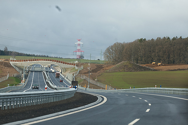 Nových 32 kilometr dálnice D4 bylo do provozu uvedeno 17. prosince 2024