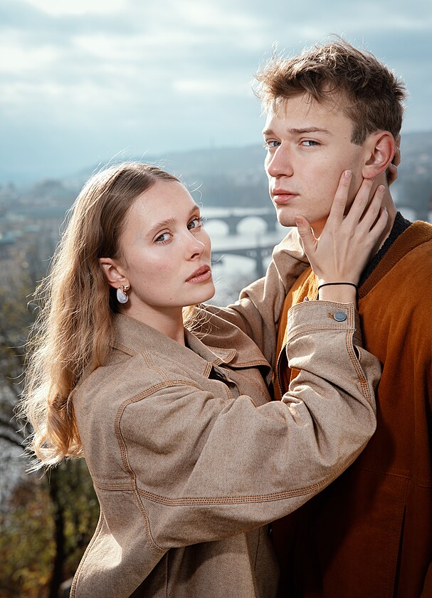 Josef�na Pracha�ov� a Tomas Sean P�eni�ka (2024)