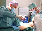 Uniktn operaci provedli razov chirurgov zsteck Masarykovy nemocnice....