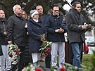 Lid uctili u pamtnku ped Fakultn nemocnic Ostrava obti lenho vraha,...