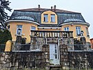 Vila Arthura Corazzy naproti jihlavskmu autobusovmu ndra. Zvltnost jsou...