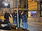 Policie ve stedu veer uzavela okol praskho nmst Mru kvli nlezu dvou...