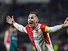 Slávistický kapitán Jan Bo�il vá�niv� gestikuluje v utkání s Anderlechtem.