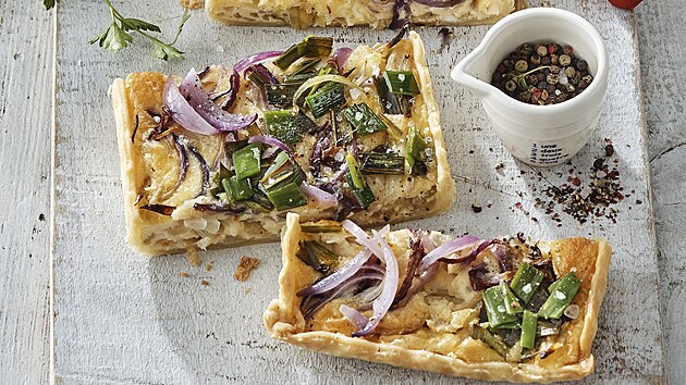 Cibulový kolá s tymiánem